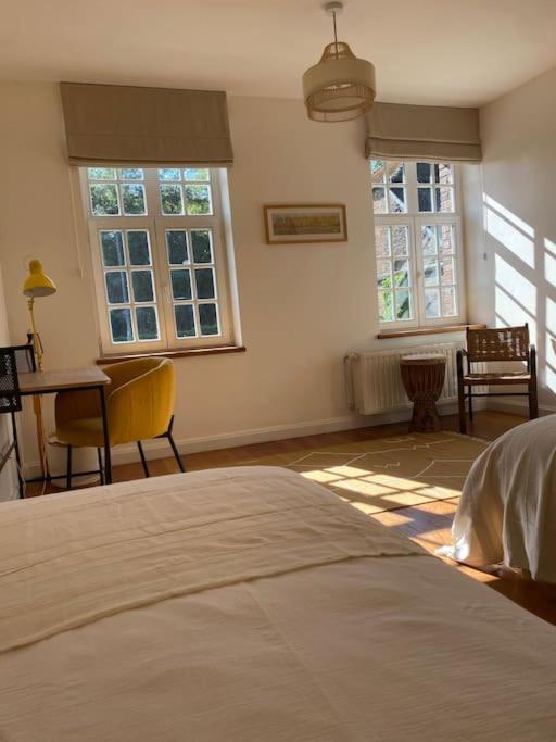 Gite Des Usines De Moulins 昂内 外观 照片